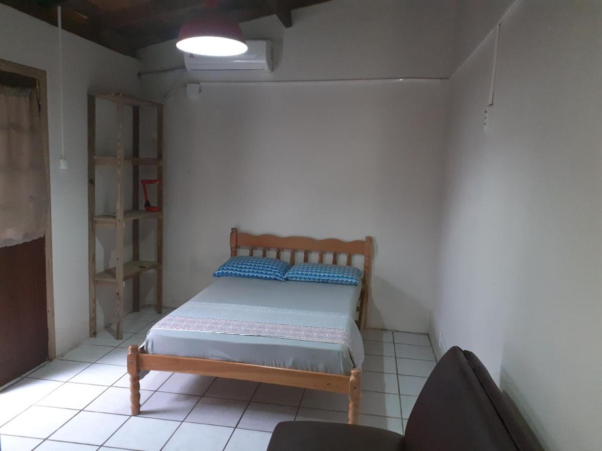 Bula House Uma Quadra Do Mar Apartment Garopaba Bagian luar foto